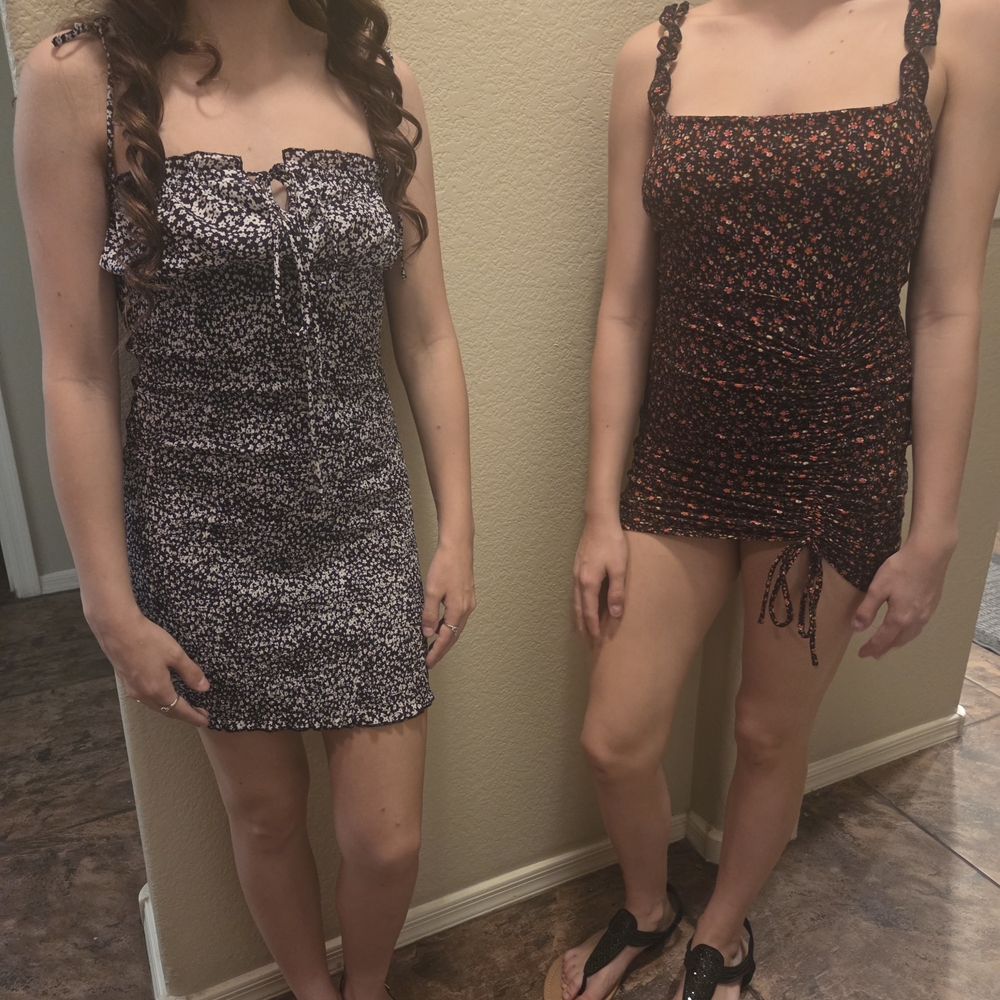 Windsor Black and Red Floral Women's Dresses Size Small